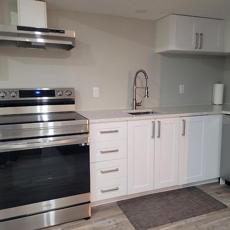 Boardwalk Homes - Executive Townhomes Kitchener Extérieur photo