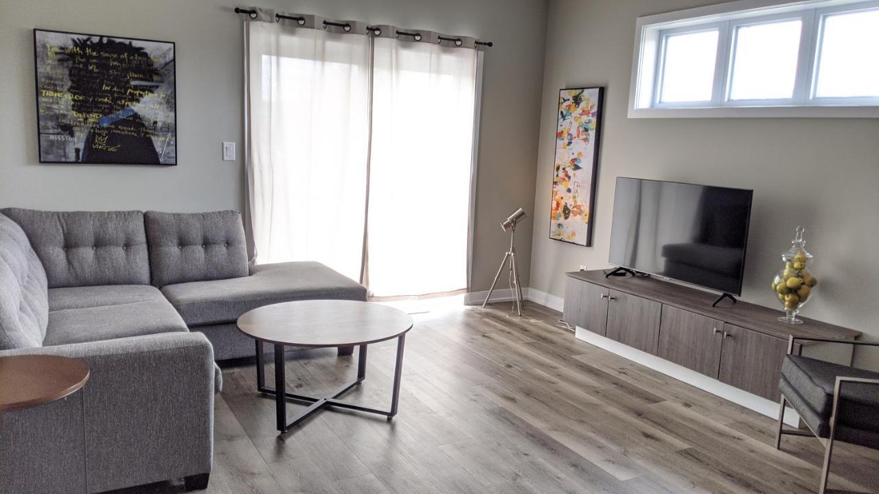 Boardwalk Homes - Executive Townhomes Kitchener Extérieur photo